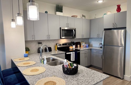 Wetmore Apartment | Amazing Hill Country Vue, Home, pool, pet friendlyn
