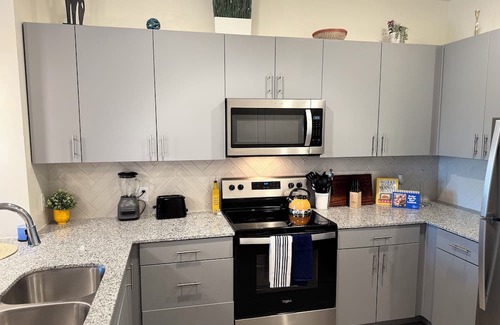 Wetmore Apartment | Amazing Hill Country Vue, Home, pool, pet friendlyn
