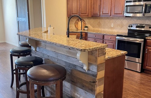 North by Northwest House | Lubbock Landing! Charming 3-bedroom home in Lubbock, Texas