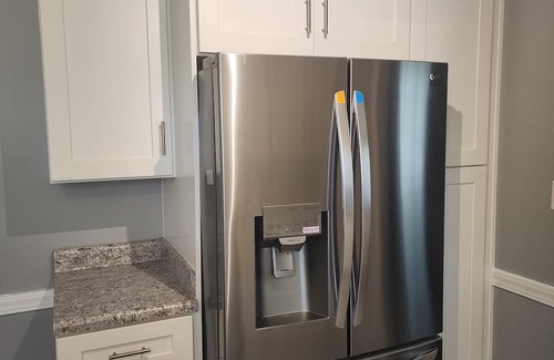Roanoke House | Charming 3-bedroom house with AC, WiFi in lovely Roanoke Pets allowed