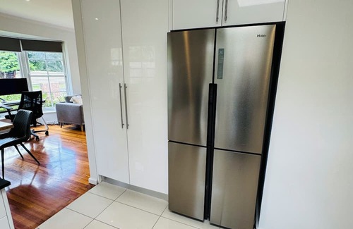 Melbourne House | Cozy room available in a shared house