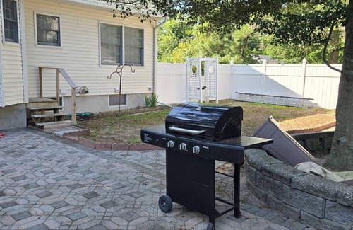 Leisure Village West-Pine Lake Park Apartment | Charming 2-bedroom apartment with AC, WiFi in fantastic Toms River