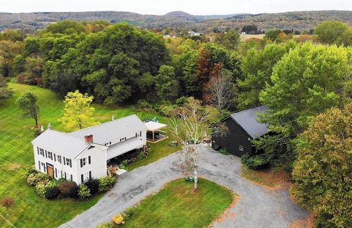 Cooperstown House | Luxurious Estate in Cooperstown, NY -3.2 miles from the Cooperstown Dreams Park