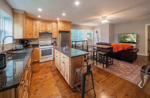 Cooperstown House | Luxurious Estate in Cooperstown, NY -3.2 miles from the Cooperstown Dreams Park
