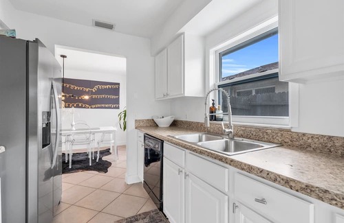 Naples Park House | North Naples Beach Retreat w/Prvt Pool!