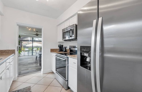 Naples Park House | North Naples Beach Retreat w/Prvt Pool!