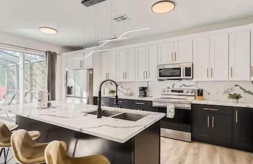 Windwood Bay House | Wonderful Space 4 Bd Pool Spa Disney