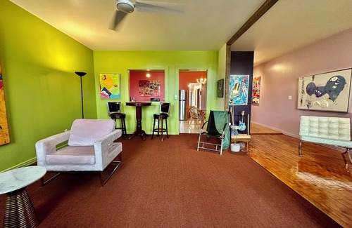 Gananoque Apartment | Art House - apartment in Gananoque