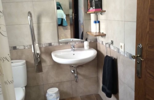 Codo Apartment | Studio Apartment 'Estudio Zafranales' with Sea View, Wi-Fi and Air Conditioning