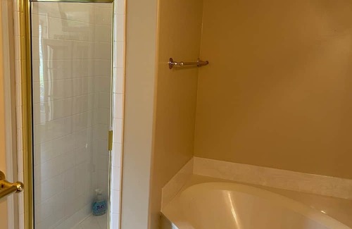 Boerne Bed & Breakfast | Surrounded by nature, 10 minutes from Boerne, with all the comforts of home.