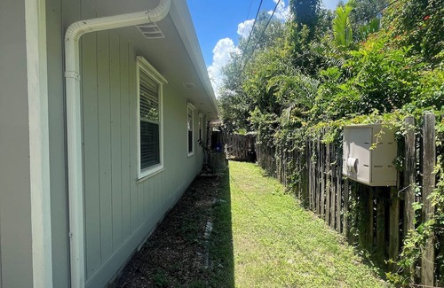 Vero Beach House | Charming 3-bedroom house with AC and WiFi in Vero Beach