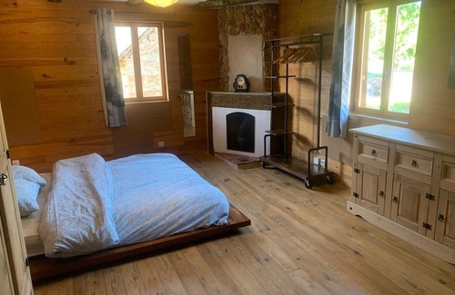 Orgnac-sur-Vezere House | Charmante Maison de Bourg, à L'orée de la Fôret - Animaux Acceptés !