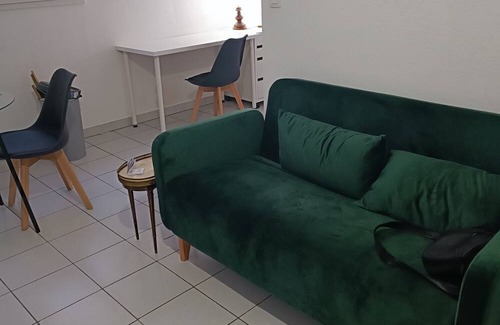 Port Marianne Apartment | Studio 29m2, Quartier Réputé, Parking Terrasse Centre15min mer 8 km Direct Tram