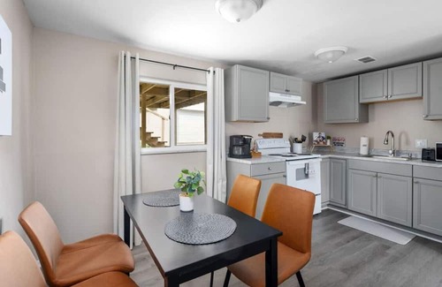 Columbus Apartment | Beulah Burrow - 2BR Apt in Northern Columbus