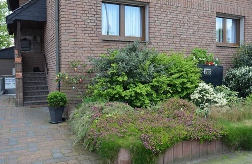 Bottrop House | in Fuhlenbrock Comfortable holiday residence