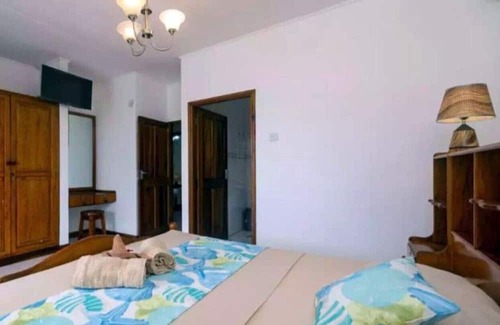 Beau Vallon House | Exotic 3BR villa in Seychelles - near Beau Vallon!
