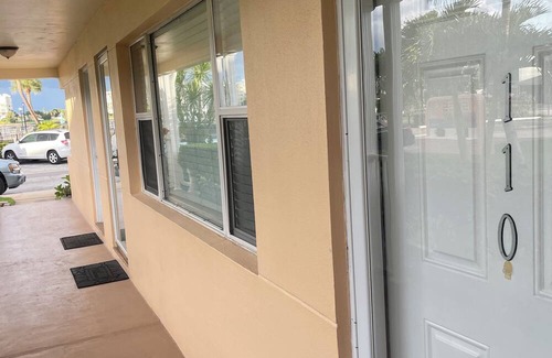 St. Pete Beach Condo | Cozy 1-bedroom condo in amazing St. Pete Beach with AC, WiFi, with pool