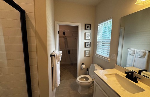 Midlothian House | A Diamond in Richmond!