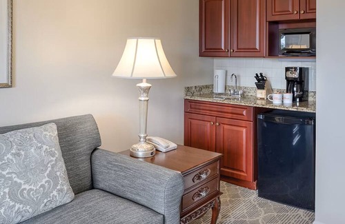 Jamestown Resort | Resort Room for 2-4 People - Jazz Fest Weekend! Everything on site that you need