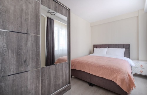 Beyoglu Apartment | Sea View Duplex w Terrace in Goldenhorn