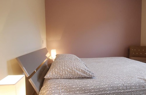 Jullouville Cottage | Gite Jullouville, 4 bedrooms, 8 persons
