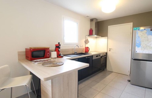 Jullouville Cottage | Gite Jullouville, 4 bedrooms, 8 persons