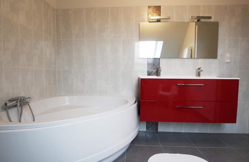 Jullouville Cottage | Gite Jullouville, 4 bedrooms, 8 persons