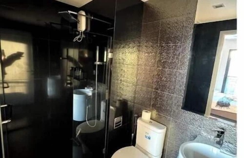 Sukhumvit Apartment | 5min to BTS-7eleven- Pool Kitchen Gym Sunrise view