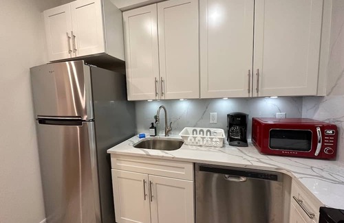 Flushing Chinatown Apartment | Brand New 1br - Linens Wi-Fi 3rd fl