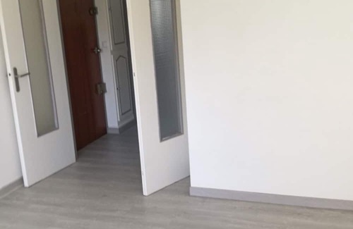 Franconville Apartment | Charmant Appartement Entier 2 Chambres Avec Parking Privé Centre Ville