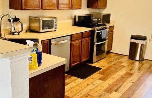 Sugar Land House | Delightful 4-Bedroom Residence Sugarland Convenient Access to All Amenities