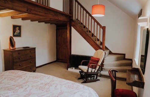 Haltwhistle Cottage | Remote stone built cottage with stove, stunning scenery and dogs welcome