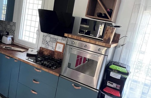 Zona XXX Castel Fusano Villa | Benvenuti a Paolas House, la Vostra Oasi di Relax a Roma!