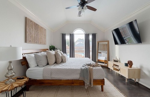 Frisco House | Haven in Frisco - Pool & Spa!