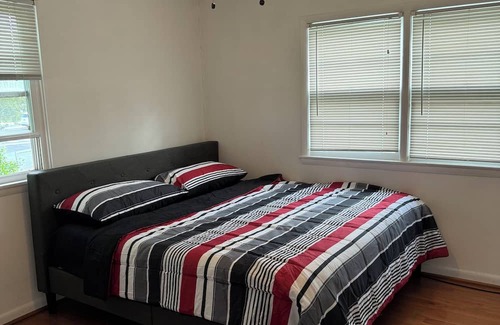 Kensington House | Spacious house located in a very convenient location.