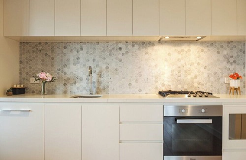 Box Hill Apartment | This apartment is a 2 bedroom(s), 1 bathrooms, located in Box Hill South, VIC.