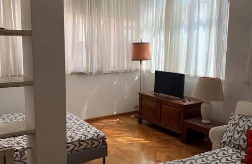 Quartiere XV Della Vittoria Apartment | Apartment 'Casetta In Centro' with Balcony, Wi-Fi and Air Conditioning