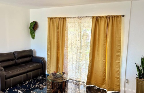 Dover Apartment | Dalia’s Garden
