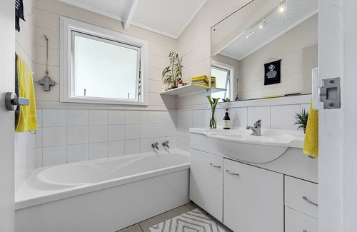 Papamoa Beach House | Beach House - Top Location Opposite Beach!