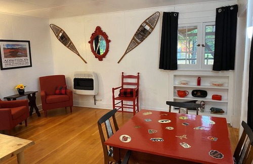 Inlet Cabin | Birches - Twin Pines
