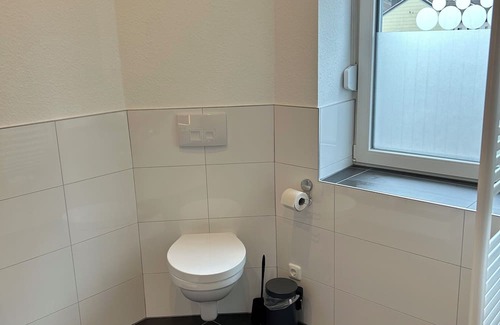 Alsdorf Apartment | Diese Unterkunft Befindet Sich Über Einem Restaurant und Wurde 2024 Kernsaniert