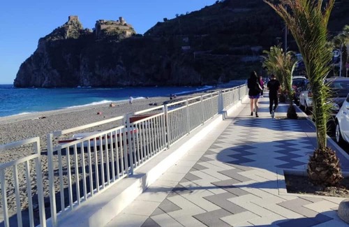 Sant'Alessio Siculo Apartment | apartment near taormina, sant'alessio siculo(me)