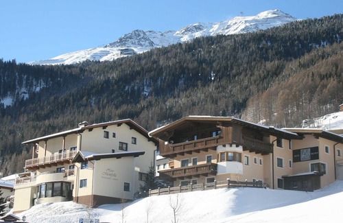 Soelden Apartment | Top 3 Design-fewo mit 2 Schlafzi + Riesiger Balkon - A Casa Juwel Sölden, Ski in & Ski out