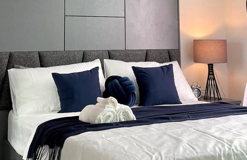 Khlong Tan Apartment | Fully Equipped Kitchen 5min to BTS with City View