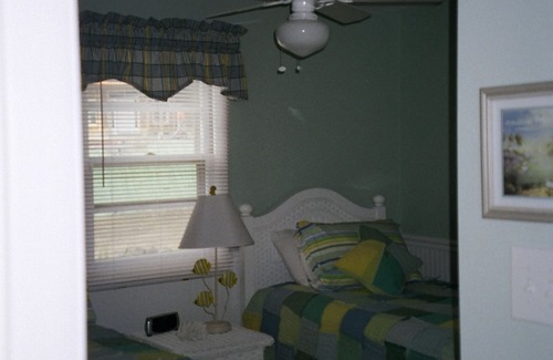 Skaneateles Cottage | Cottage near lake. Great place to stay and relax!