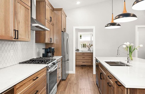 Duluth House | RiverWest Lakeview - Beautiful 2 BR pet friendly home at the base of Spirit Mtn.