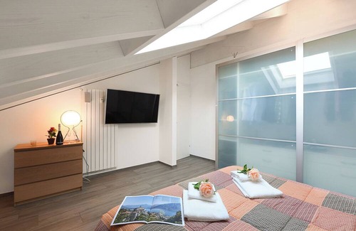 Caslano Apartment | Elegant Lugano Lake View, Caslano, Switzerland