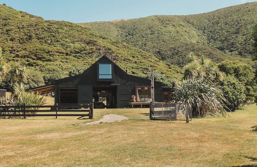Queen Charlotte Sound House | ISLAND BARN-Wild & Remote living in the outer reaches of Queen Charlotte Sounds