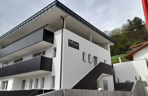 Vipiteno Apartment | Apartment 'B' with Mountain View, Private Terrace and Wi-Fi