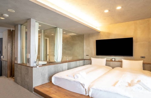 Nagaokakyo House | Executive Twin with Extra Bed Standard Plan with / Nagaokakyo Kyōto
